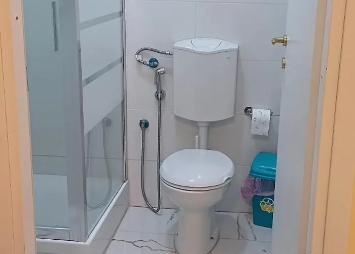 לינה וארוחת בוקר Termini Gioberti 4*